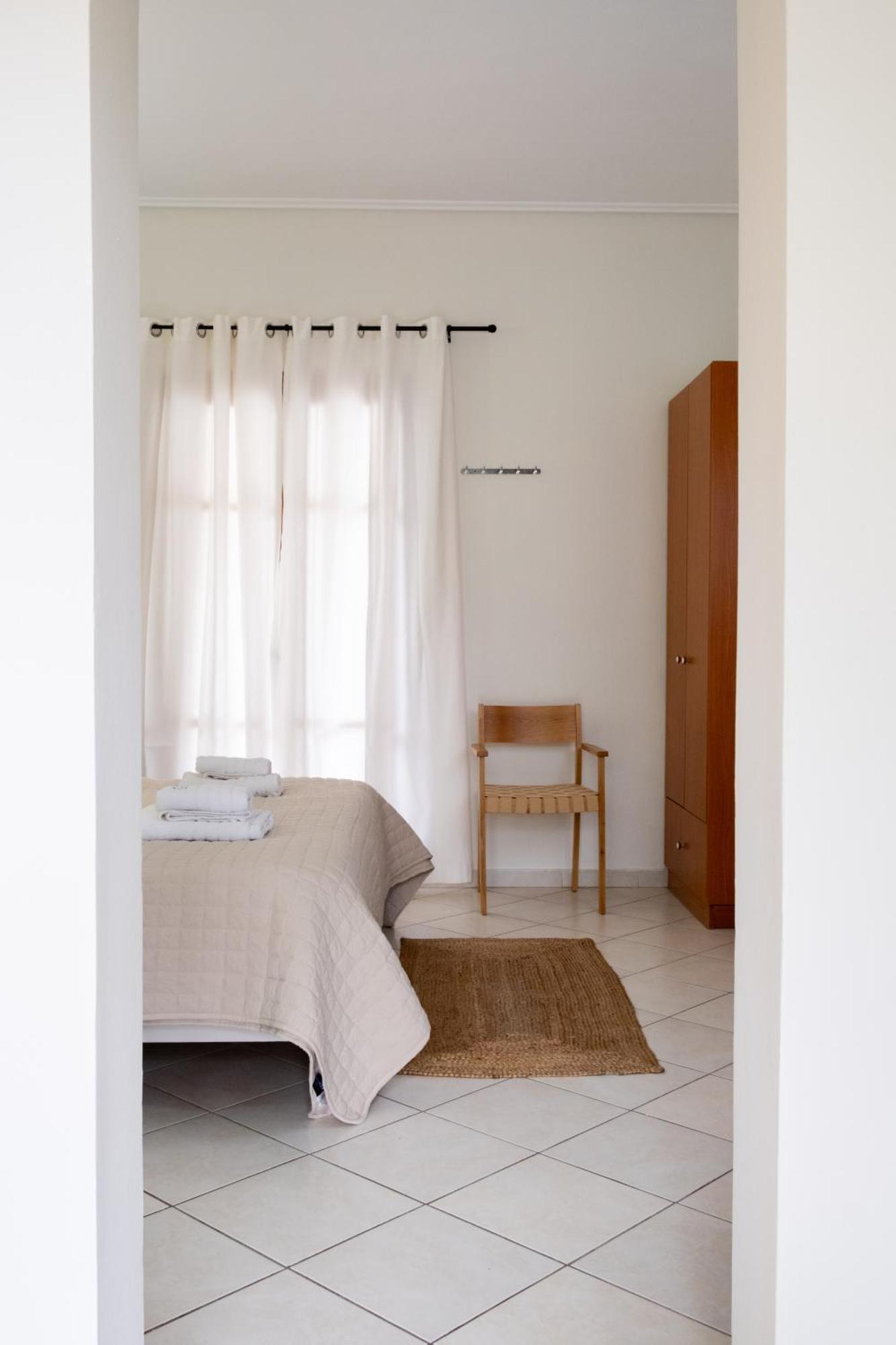 Blue House Apartments Василикос Номер фото