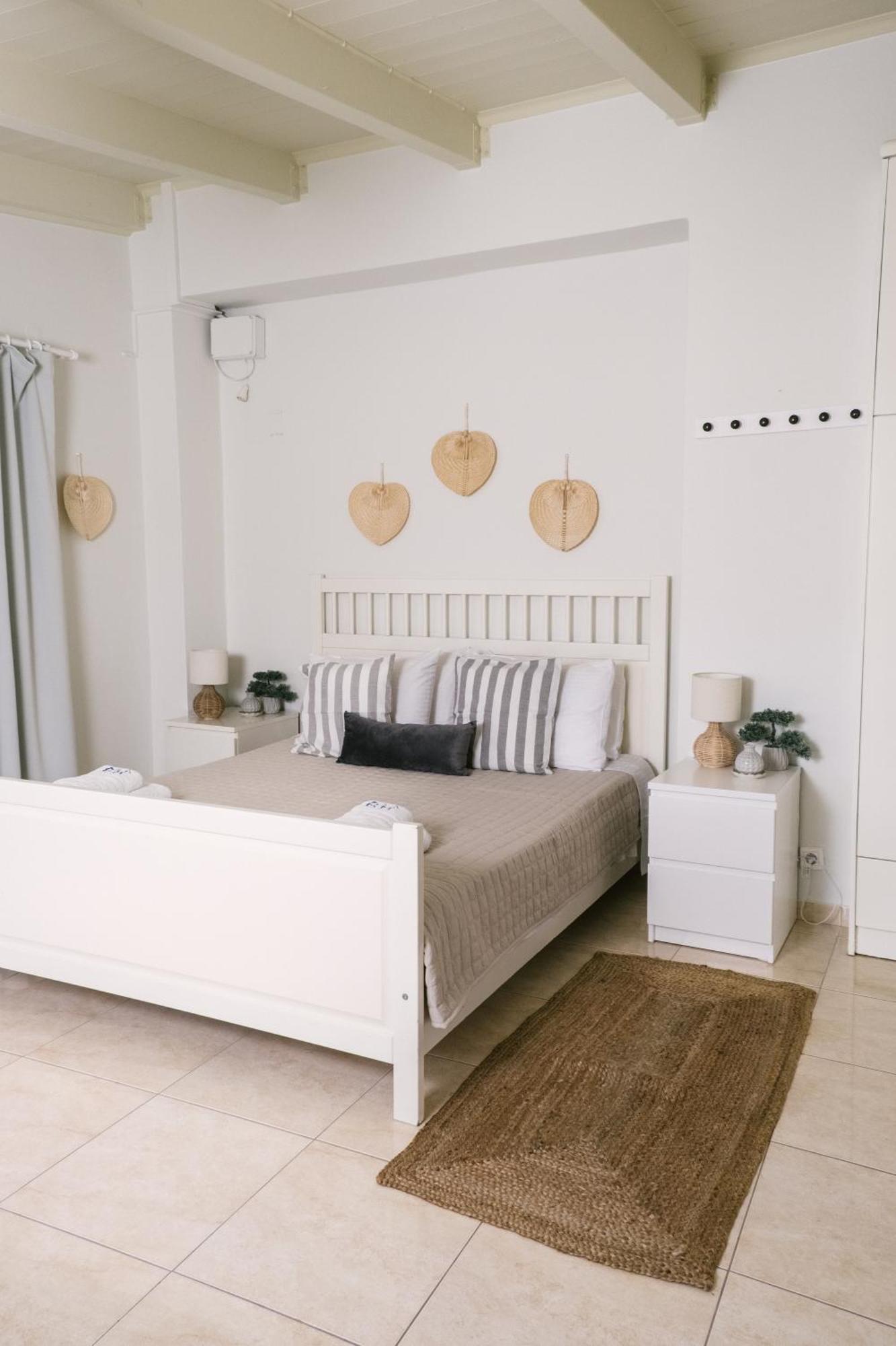 Blue House Apartments Василикос Экстерьер фото